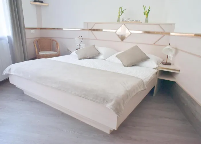 ホテル Brandlhof Wolfsegg am Hausruck